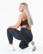 Prime Seamless Tights - tummanharmaa